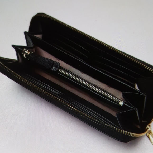 Kate Spade Wallet - Picture 2 of 5